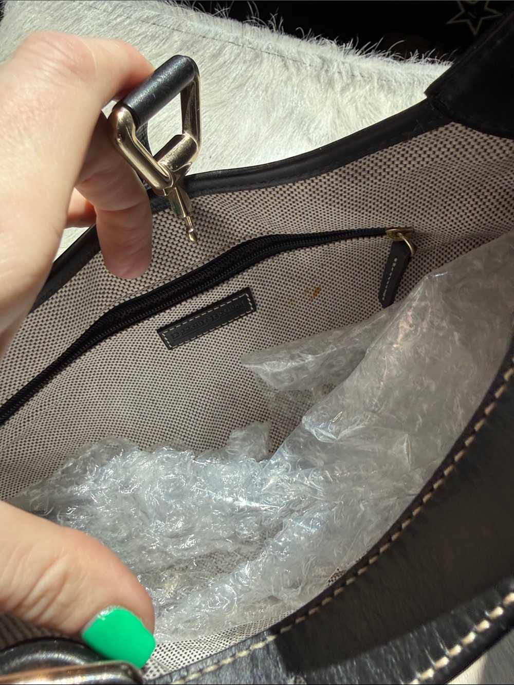 Dooney & Bourke Black Signature Shoulder Bag - Picture 7 of 7